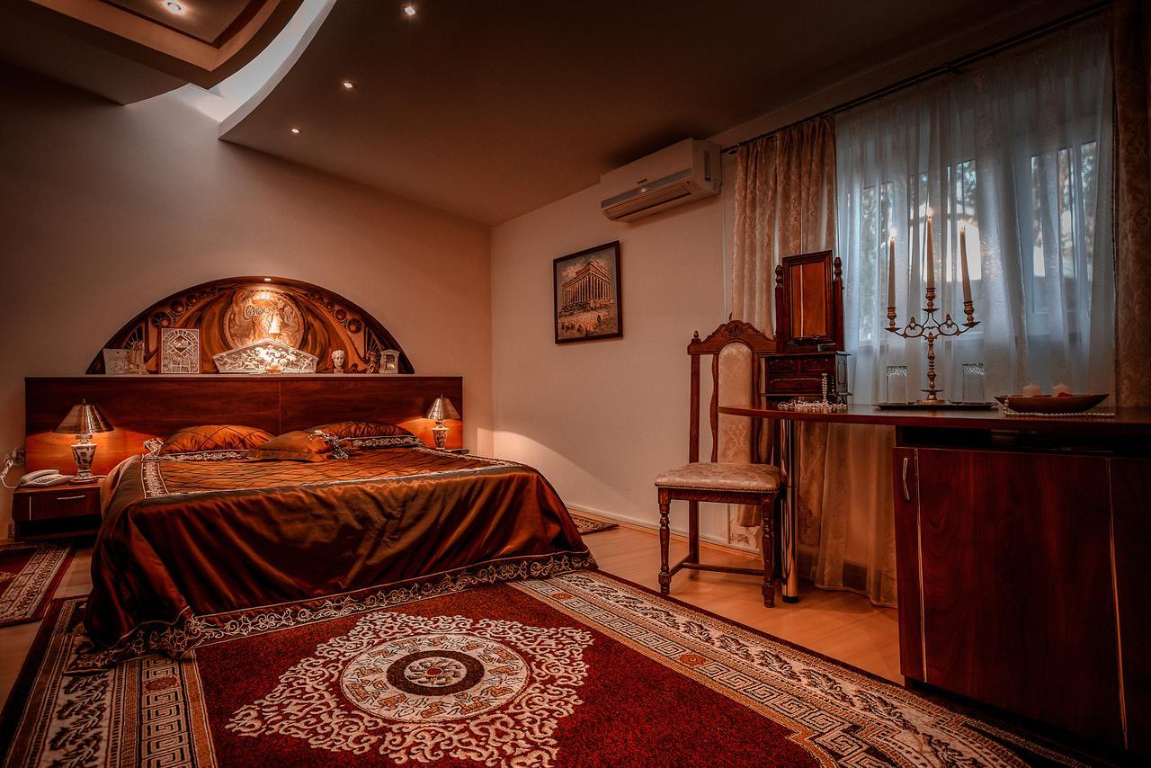 Hotel Roco Izvin Exterior foto