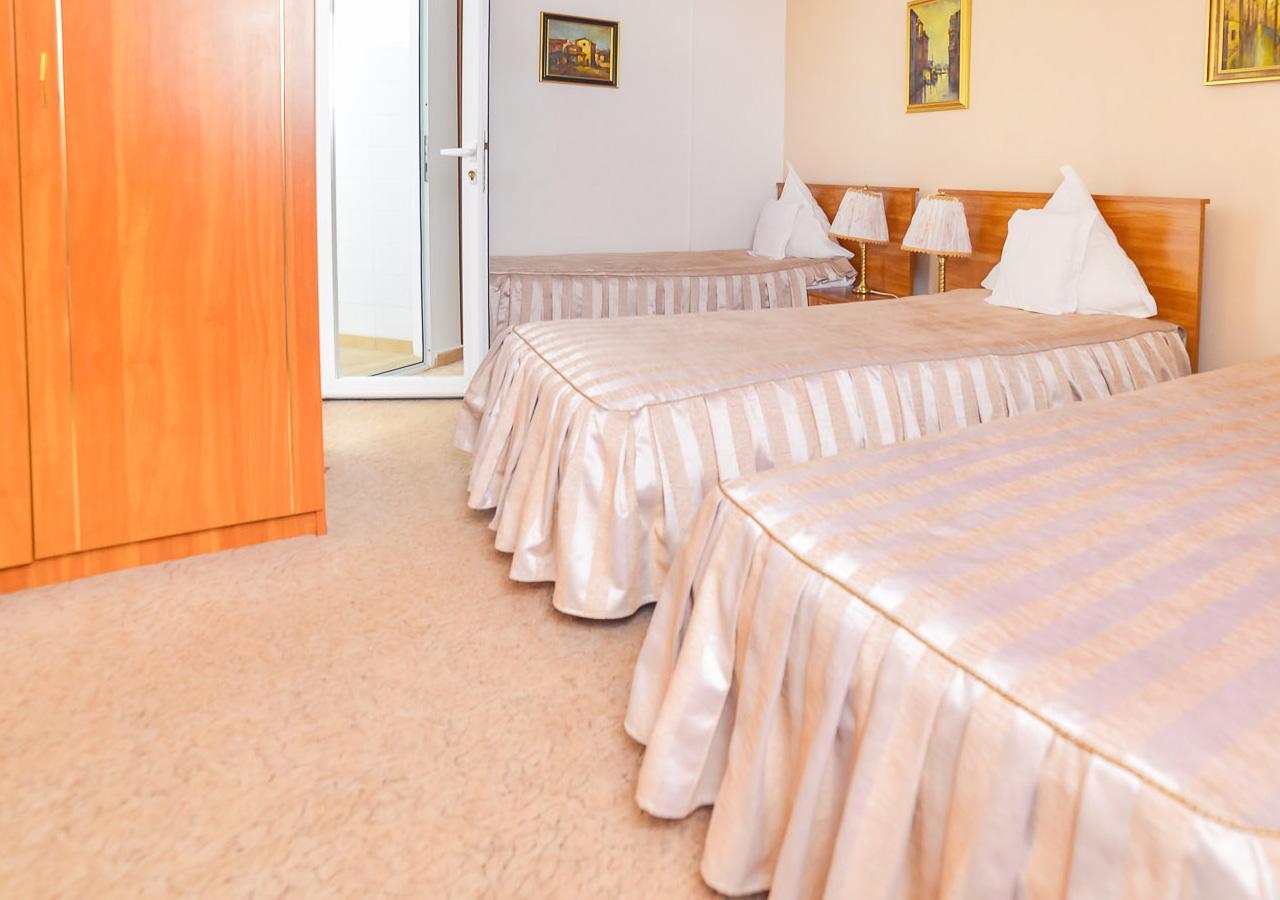 Hotel Roco Izvin Exterior foto
